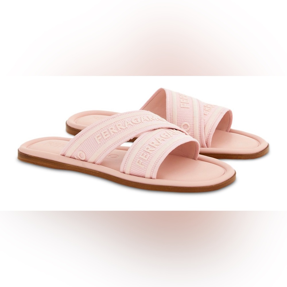 NIB FERRAGAMO Women's Laurene Logo Slide Sandals